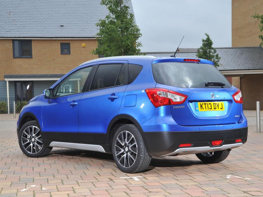  Suzuki SX4 S-Cross 2013 года  (UK) (фото 2 из 19)